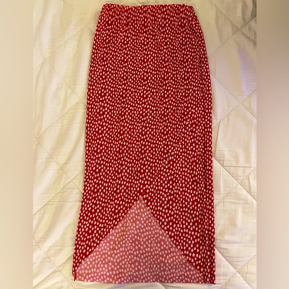 NWOT - ASOS DESIGN Plisse Polka Dot Wrap Midi Skirt - Red - Size 6 - Picture 5 of 9